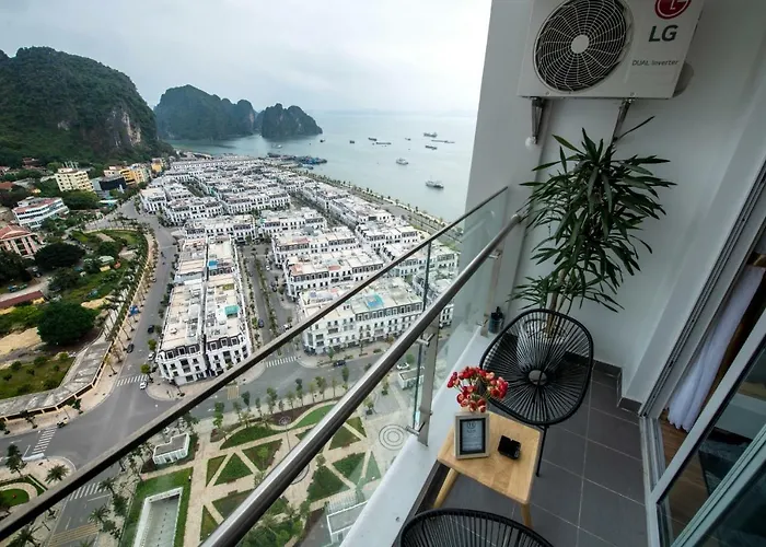 Hi-home Bay Sea View * Hạ Long